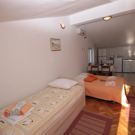 Apartmani Damir Livajic Omiš Buitenkant foto