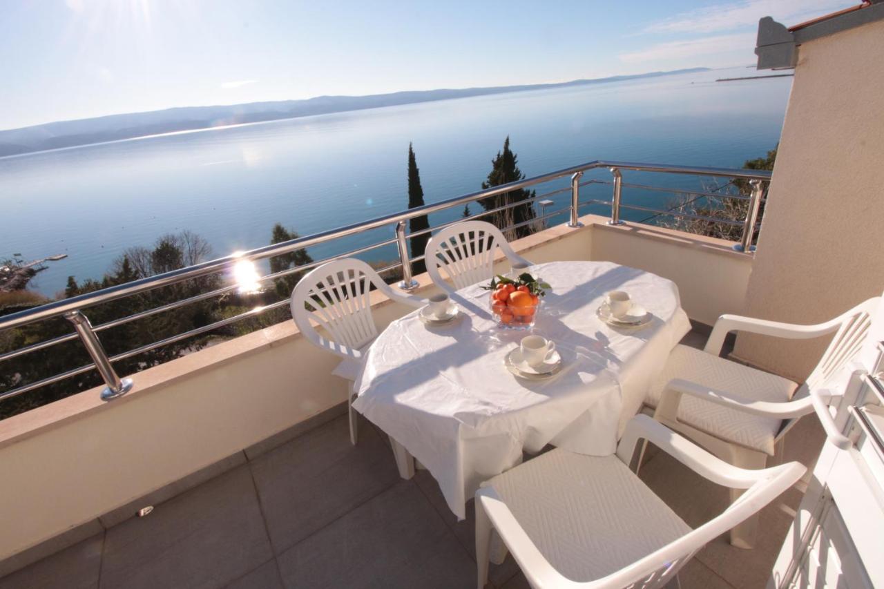 Apartmani Damir Livajic Omiš Buitenkant foto